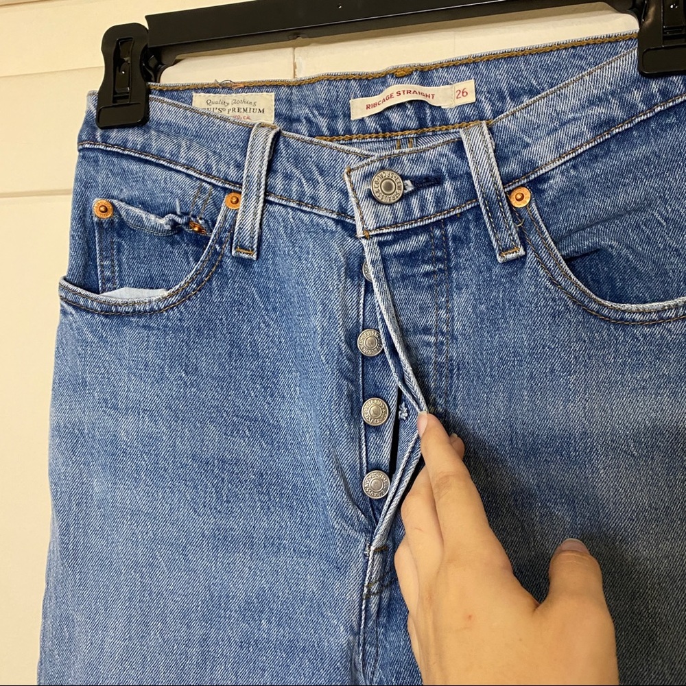 Levi's Ribcage Straight High Rise Light Wash Haters Gonna Hate Jeans 26 - Picture 6 of 10